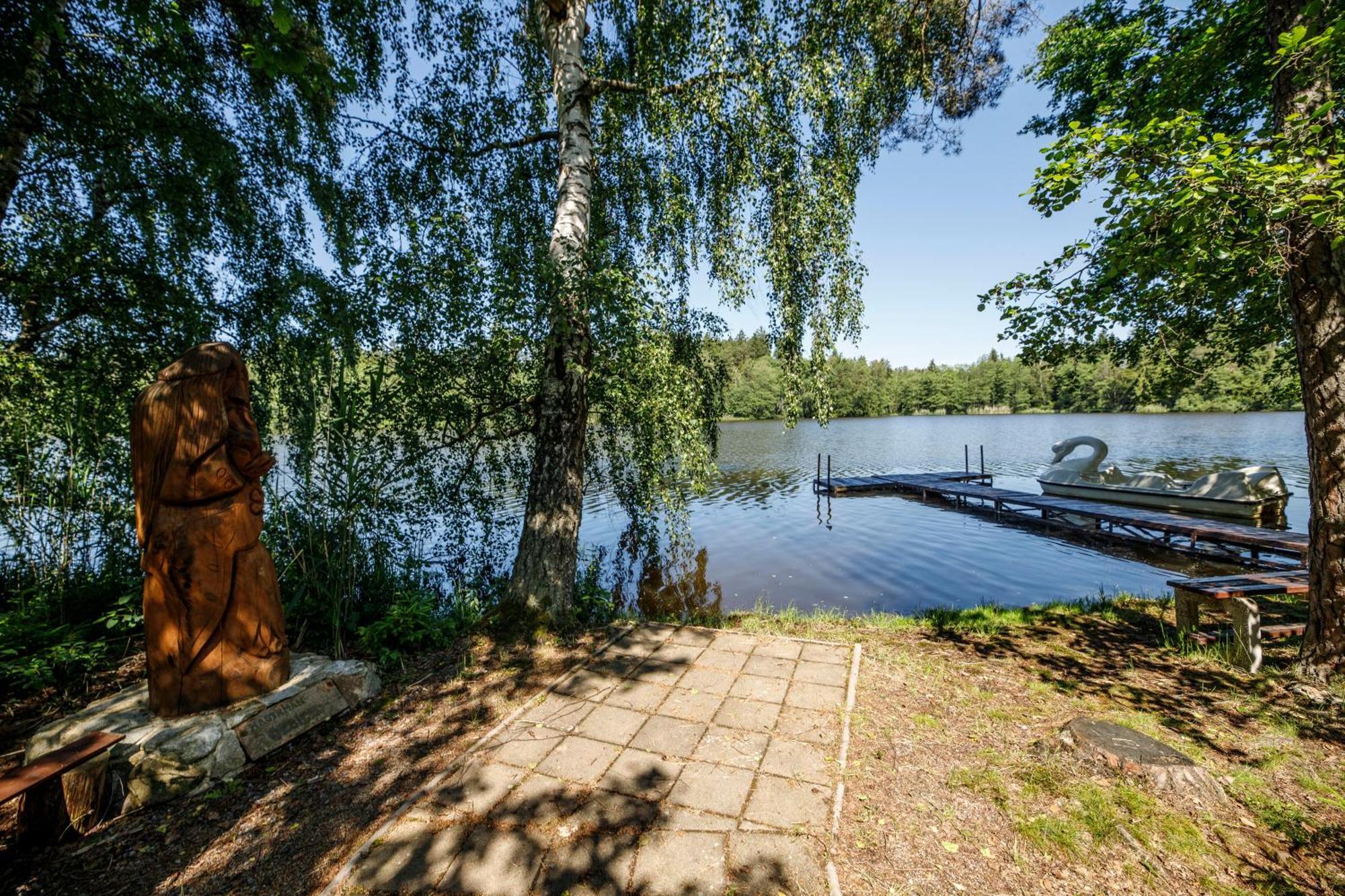 Komari Louka Nova Olesna Exterior photo