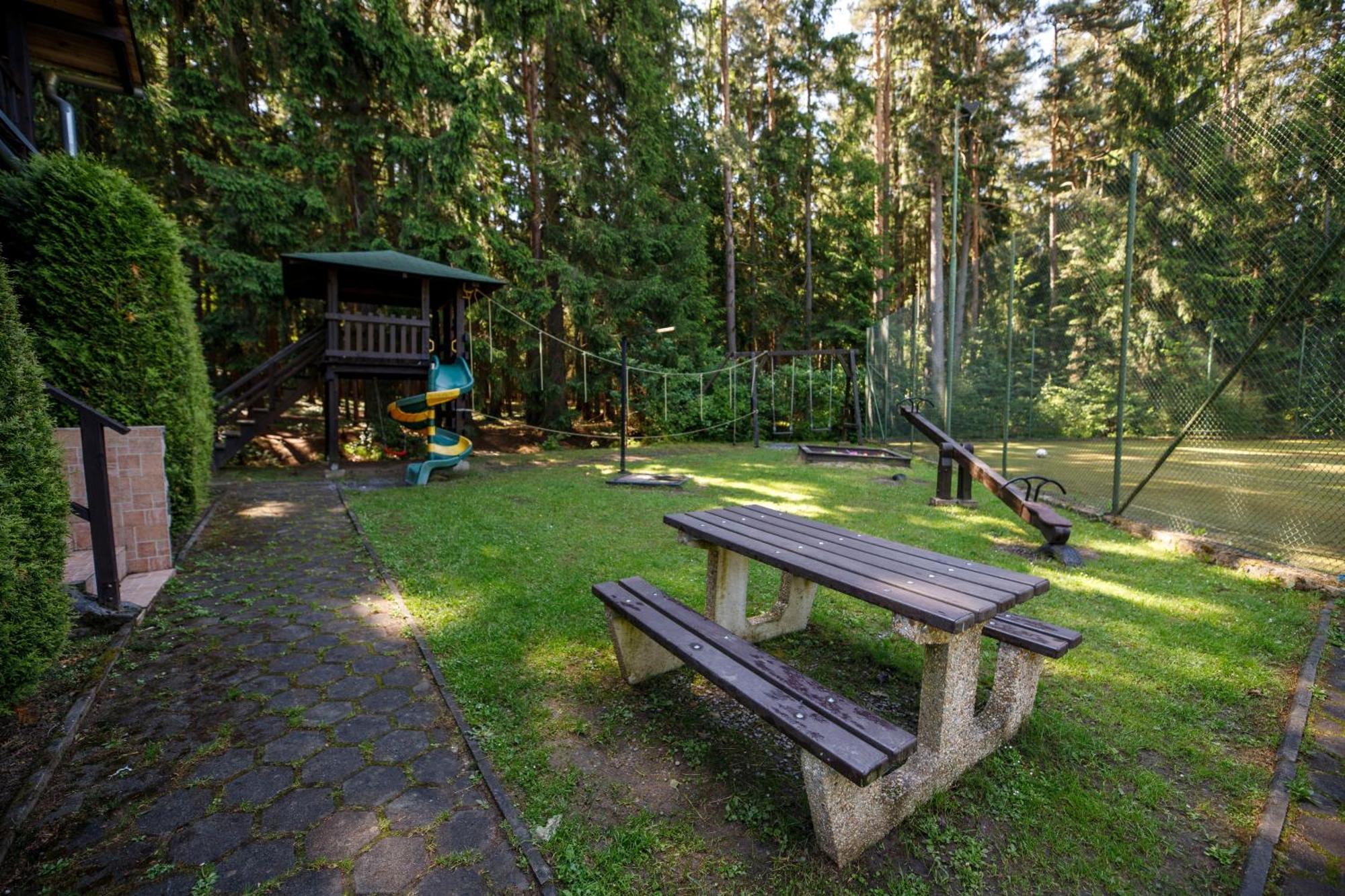 Komari Louka Nova Olesna Exterior photo
